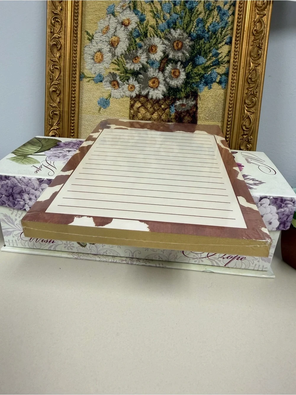 Lady JAYNE Brown White Cow’s Hide Gold Tone Guilded Pages Lined Notepad